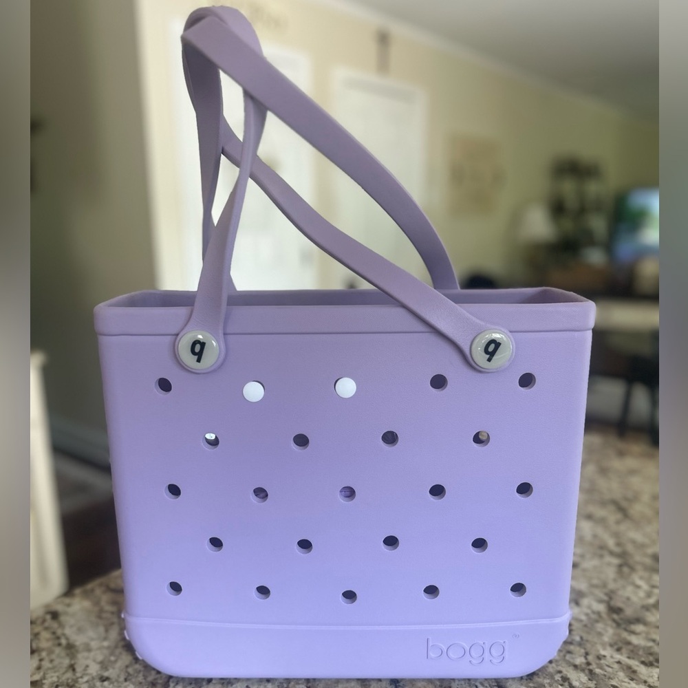 Bogg bag light purple 15 inch across